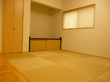 リビングに続く畳スペース